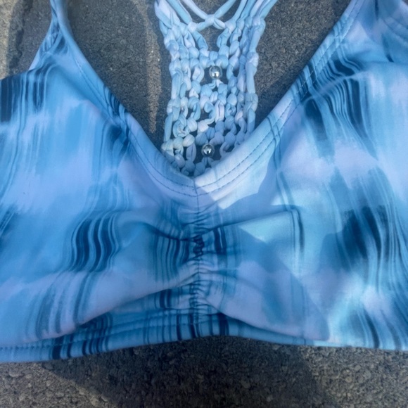 AMBRIELLE SWIM TOP - Picture 2 of 5